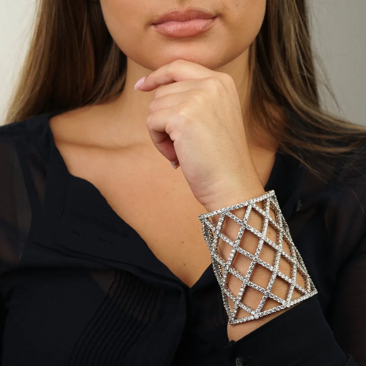 Boucheron 64.47ct Weave Diamond White Gold Cuff