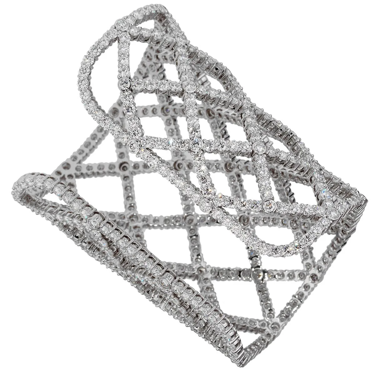 Boucheron 64.47ct Weave Diamond White Gold Cuff
