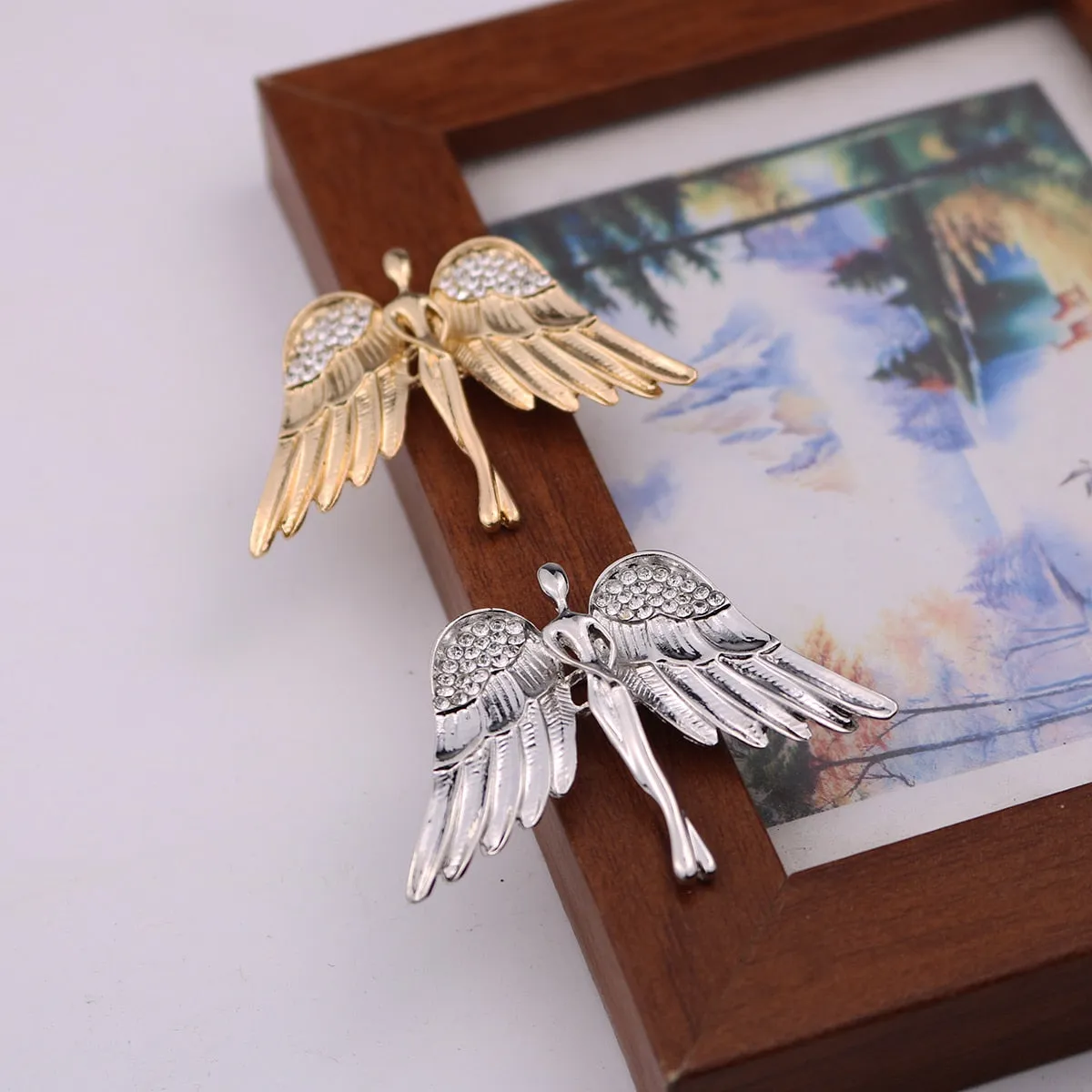 Fashion Women and Men Crystal Angel Wings Brooch Pin