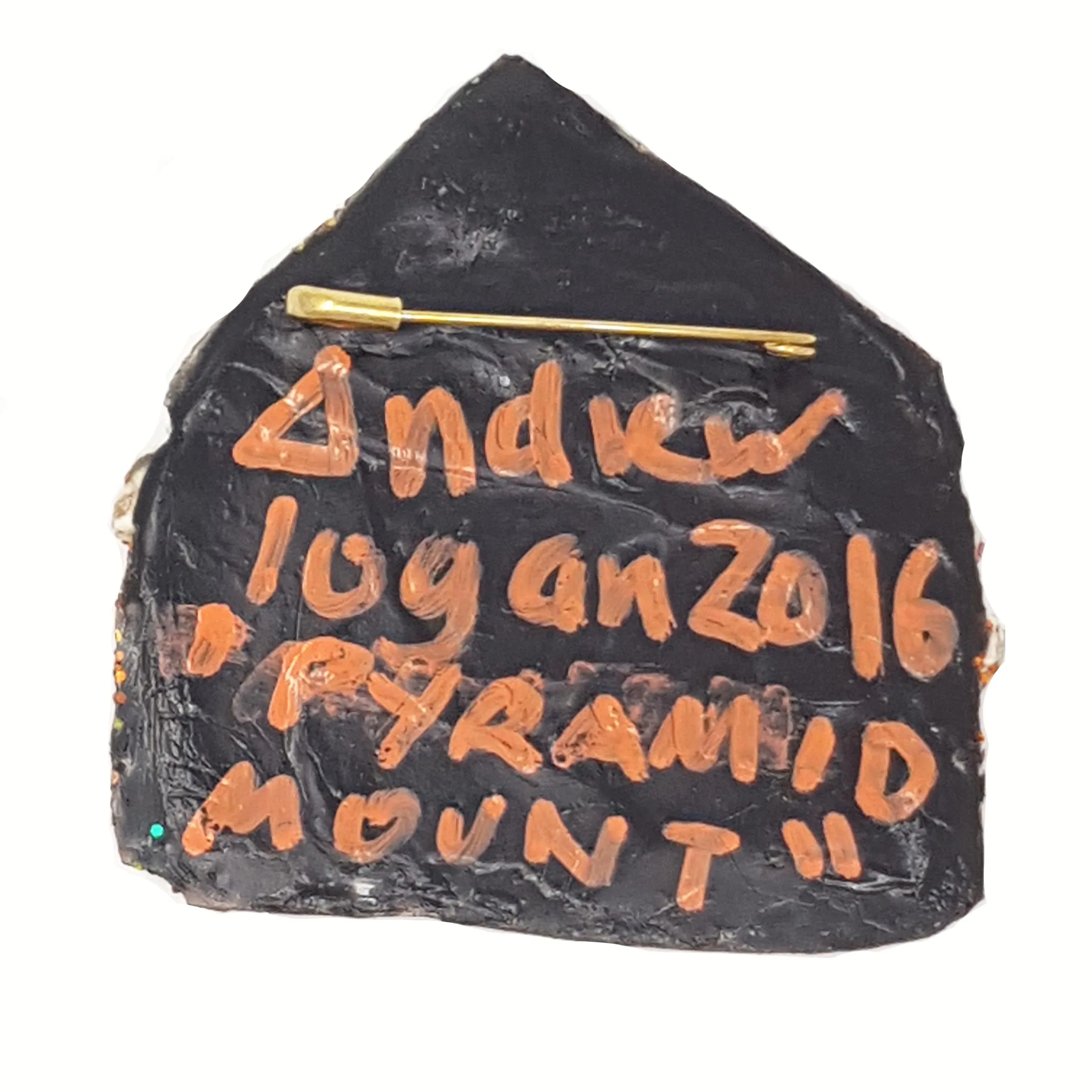 PYRAMID MOUNT - STONE BROOCH
