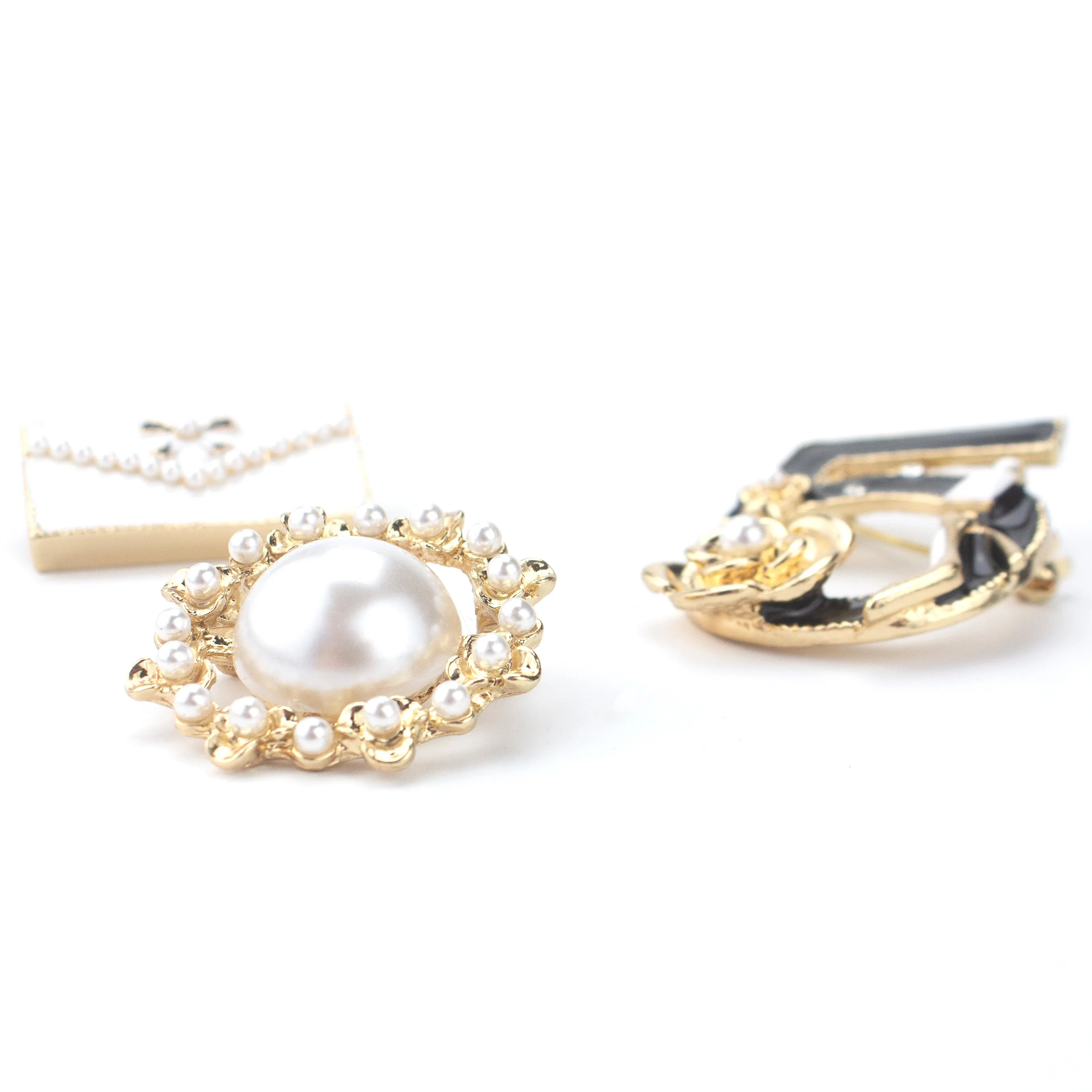 SET of 3 Brooches - Five with Flower, Pearl and Handbag