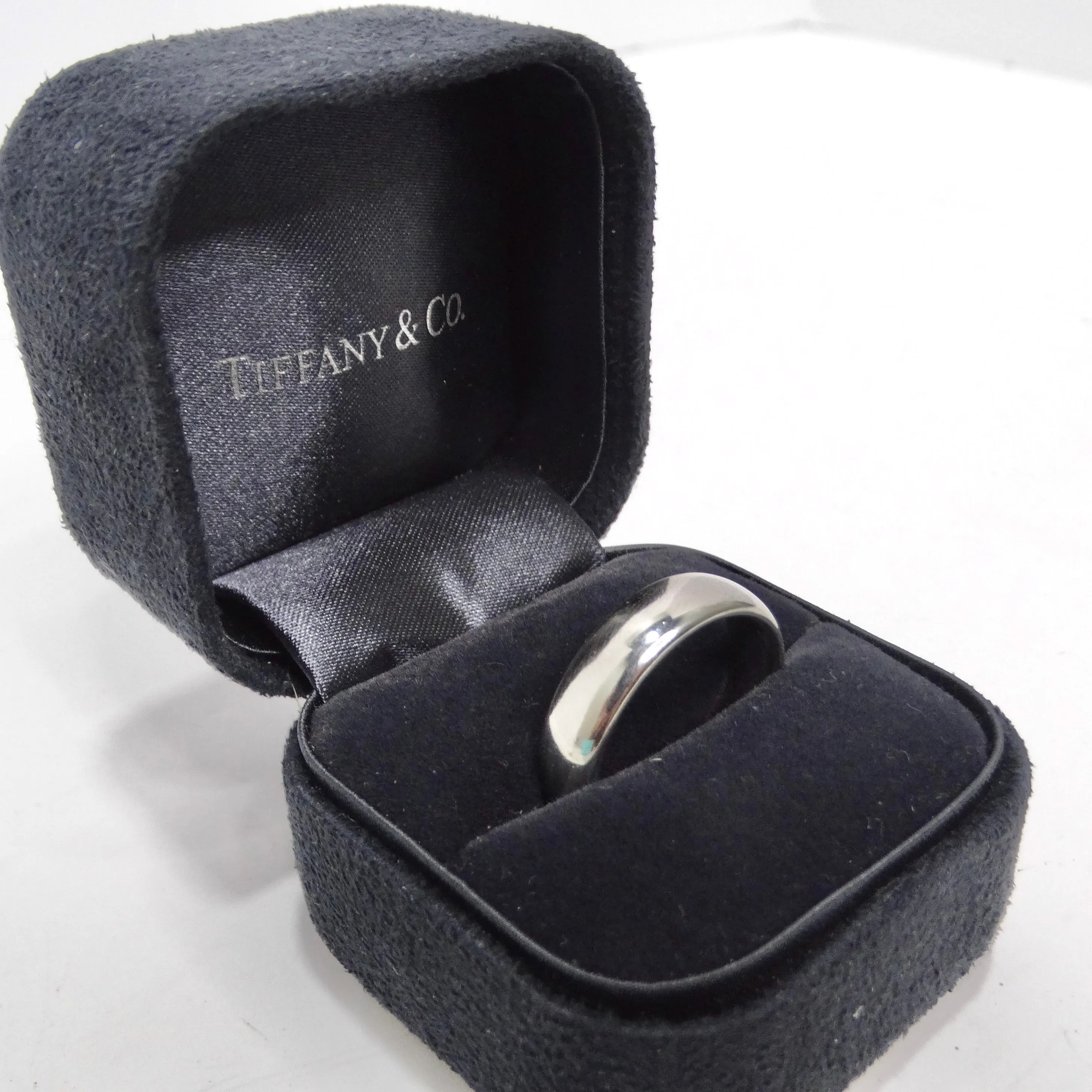 Tiffany & Co Platinum Cigar Bend Ring