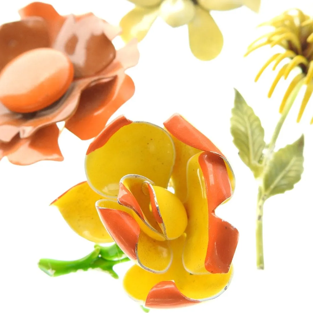 Vintage flower brooches and pins set